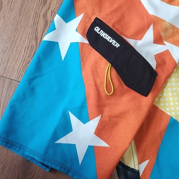 Quiksilver Checkered Stars Patchwork Colorful Busy Mens Swim Shorts Trunks Sz L - Picture 4 of 9